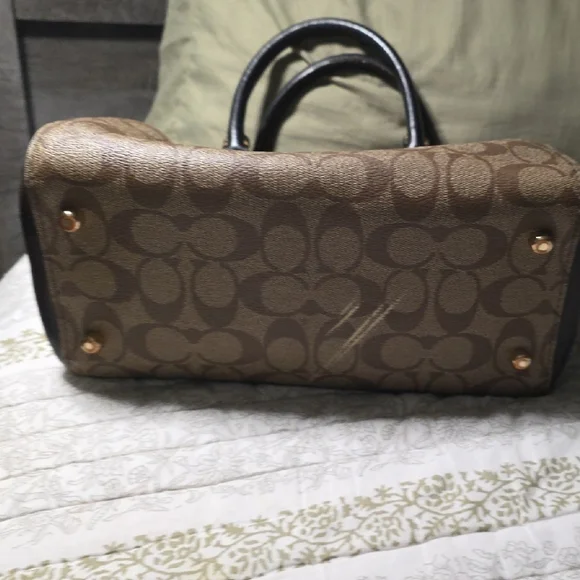 Coach Brown and Black Women's Handbag - Picture 3 of 7